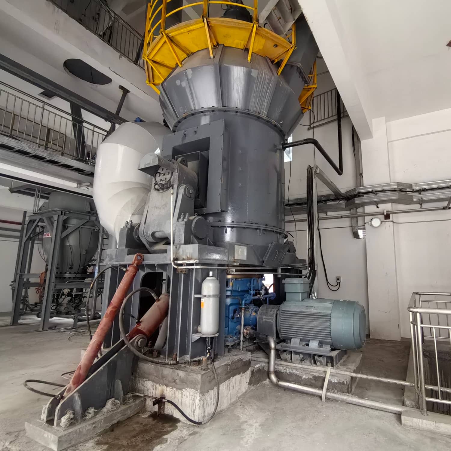 Gypsum vertical roller mill
